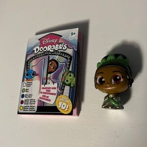 Disney doorables series 10 Tiana